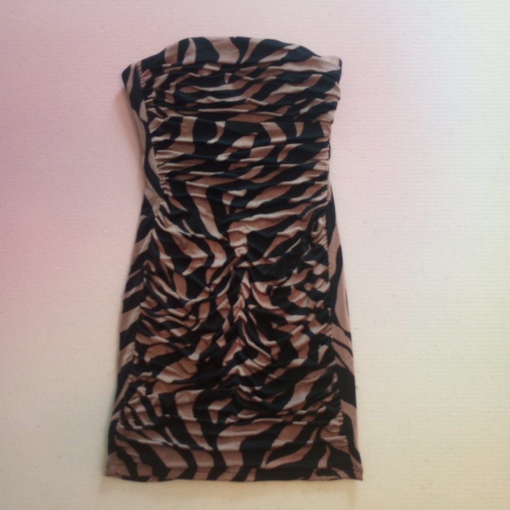Strapless dress
